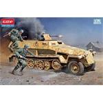 Model Kit military 13540 - German Sd.kfz.251/1 Ausf.C (1:35)