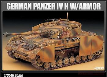 Model Kit tank 13233 - GERMAN PANZER IV H W/ARMOR (1:35)